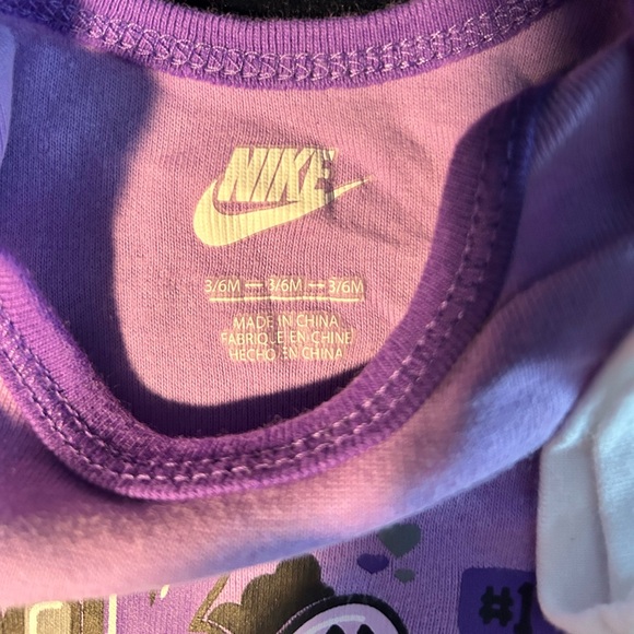 Nike Onesie x2 - Picture 2 of 2